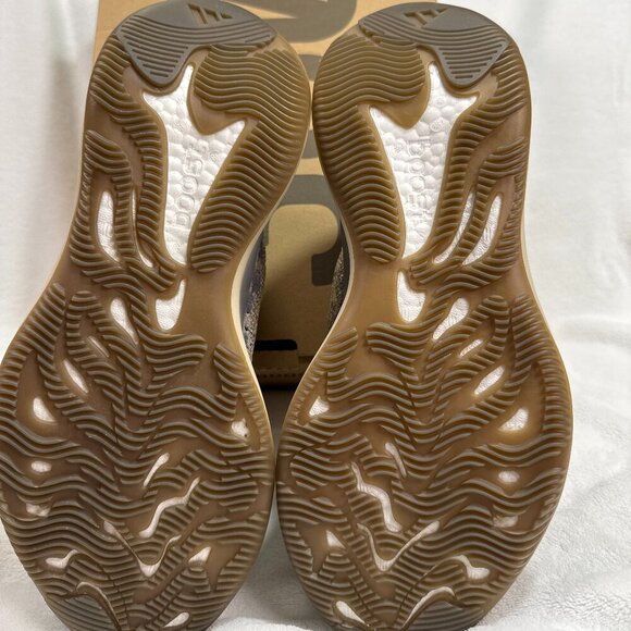 Yeezy Boost 380 “Mist Non-Reflective” – Men’s Size 11 | NWT - Picture 2 of 3